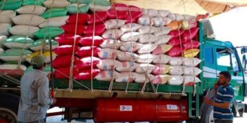 وكيل وزارة تموين كفر الشيخ يتابع حركة توريد الاقماح المحلية وبلغ الإجمالي 133723 طن و 500 كجم حتى صباح الاثنين