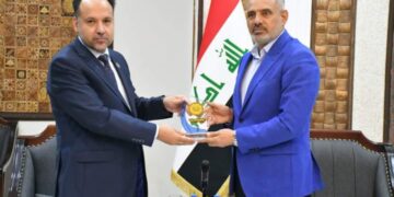 رئيس جامعة الفرات الأوسط يزور محافظ بابل وآفاق تعاون مشترك بين الجانبين