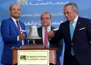 رئيسا البورصة المصرية والرقابة المالية يشهدان بدء تطبيق نظام رقمنة أعمال شهادات الإيداع الدولية (GDR)