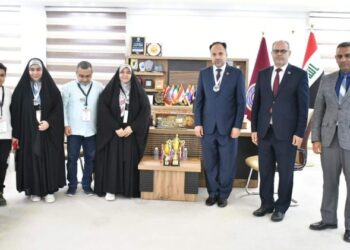 الزبيدي يكرم الفائزين في البطولة العربية الخامسة عشر للروبوت والذكاء الاصطناعي في عمان