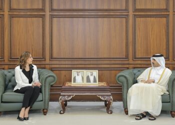 وزيرة الثقافة تلتقي نظيرها القطري لبحث سبل دعم التعاون المشترك