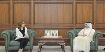 وزيرة الثقافة تلتقي نظيرها القطري لبحث سبل دعم التعاون المشترك