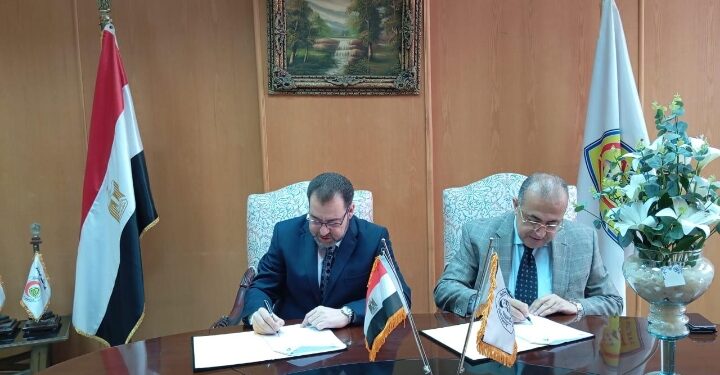 بروتوكول تعاون بين “تيودور بلهارس” و”طب الزقازيق” فى مجالات التعليم والتدريب والخدمات المجتمعية