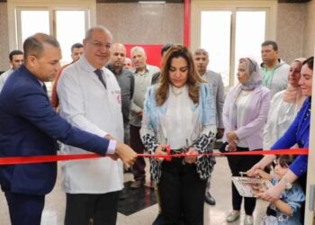محافظ دمياط تُعلن بدء افتتاحات مشروعات العيد القومى بإزاحة ستار مشروع قسم الغسيل الكلوي للأطفال ورفع كفاءة الواجهة الخارجية لمستشفى دمياط العام