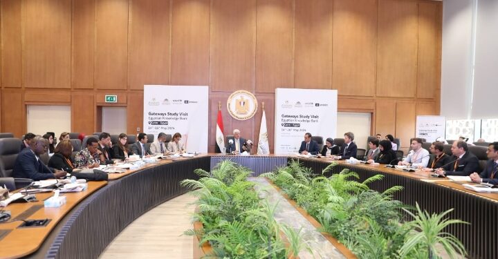 وفود منظمة اليونسكو تشارك في جلسات حوارية للتعرف على تجربة بنك المعرفة المصري