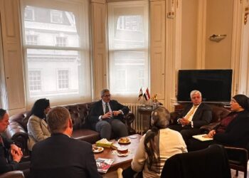 وزير التعليم العالي يبحث مع وفد جامعتي إسكس وباث البريطانية سُبل تعزيز التعاون الأكاديمي والبحثي المُشترك