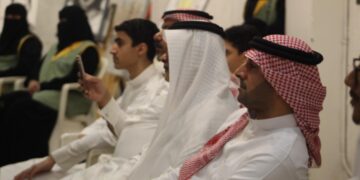 برعاية نادي همسات أقيم اللقاء الفني بجمعية الثقافة والفنون بمحافظة الأحساء