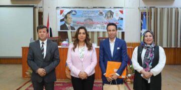محافظ دمياط تٌسلم ٩١  تأشيرة حج للحجاج الفائزين بالقرعة لهذا العام