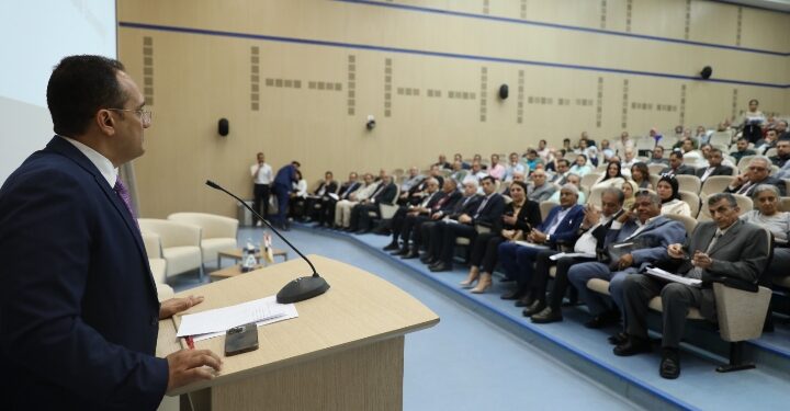 برعاية وزير التعليم العالي والبحث العلمي جامعة الجلالة تعقد ورشة عمل حول “استثمار الإمكانيات التكنولوجية لتقليل الفاتورة الاستيرادية وتعميق التصنيع المحلي”