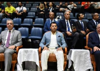 وزير الرياضة يشهد البطولة الإفريقية لكمال الأجسام واللياقة البدنية ويسلم الميداليات للفائزين