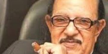 وزيرة الثقافة تنعى الكاتب والمنتج فاروق صبري