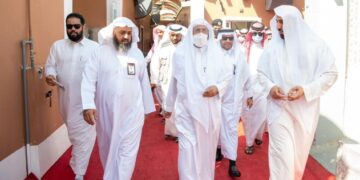 وزير الشؤون الإسلامية يزور مقارّ ضيوف برنامج خادم الحرمين الشريفين في مشعر منى