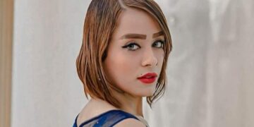 إطلالات مذهلة للموديل الجميلة دينا جمال