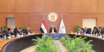 وزير التعليم العالي يلتقي برؤساء مراكز التميز وممثلي الوكالة الأمريكية للتنمية الدولية لمتابعة سير التنفيذ  وتطوير آليات العمل