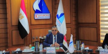 خلال أنعقاد مجلس الجامعة : رئيس جامعة كفر الشيخ يشدد على متابعة تطبيق إجراءات ترشيد استهلاك الكهرباء