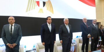 وزيرا التعليم العالى والبحث العلمى والصحة والسكان ورئيس جامعة عين شمس يفتتحون وحدة علاج السكتة الدماغية وجلطات المخ