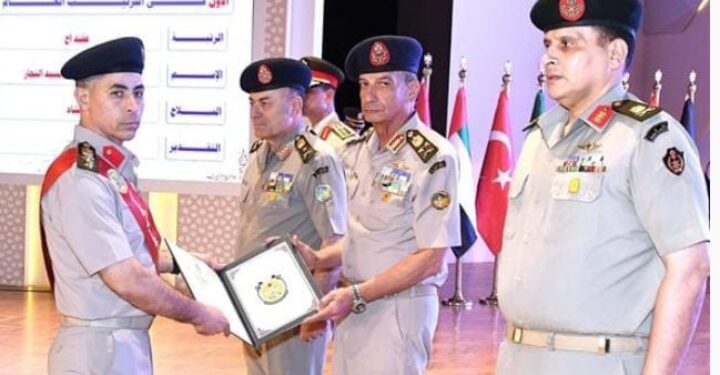 تخرج دفعات جديدة من الأكاديمية العسكرية للدراسات العليا والإستراتيجية