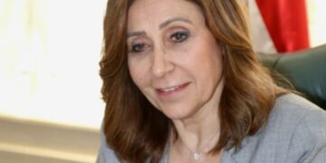 وزيرة الثقافة تطلق مسابقة “مصر تبدع …. تقرأ وترسم” للتشجيع على القراءة واكتشاف الموهوبين في الفنون التشكيلية ودعم ذوي الهمم