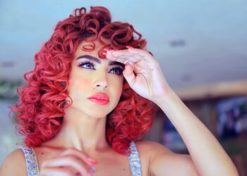 دوللي شاهين تستعد لأغنية جديدة بعنوان “انا الحاجة الحلوة”