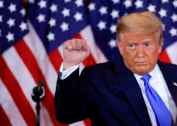 اجتماعات سرية وتهديدات خاصة وسباق تسلح هائل.. بوليتيكو تكشف كيف يستعد العالم لترامب؟