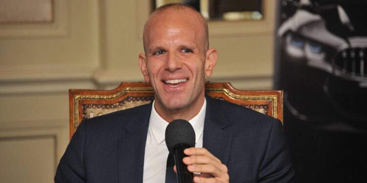 Dr. Greiche Announces Strategic Partnership through a Merger Deal with High Glass