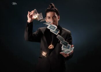 بالصور  مينا سبيد يتالق في العاب السحر والخداع البصرية