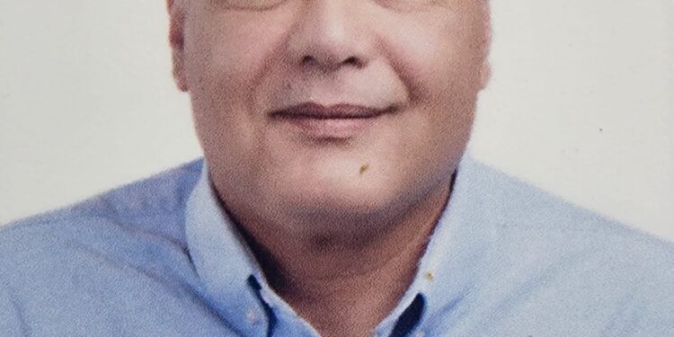 محمد عارف : الحكومة تتبنى برنامج للتغلب على الاختلالات الداخلية والخارجية