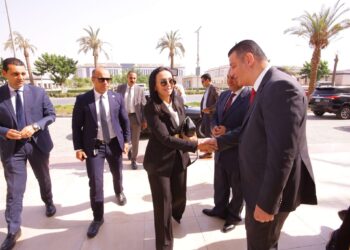 عقب أداء اليمين الدستورية ..وزيرة التضامن الاجتماعي تصل مقر الوزارة بالعاصمة الإدارية الجديدة