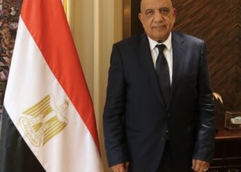 بعد أدائه اليمين الدستورية أمام فخامة الرئيس : وزير الكهرباء توجيهات من القيادة السياسية الاهتمام بتحسين جودة التغذية الكهربائية والارتقاء بمستوى الخدمات المقدمة للمواطن