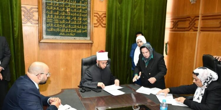 وزير الأوقاف يتفقد مستشفى الدعاة بمصر الجديدة ويطمئن على الخدمات الصحية والطبية المقدمة للأئمة والعاملين بالأوقاف