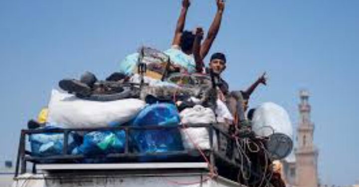 تفاصيل: 250 ألف شخص اضطروا للنزوح مجددا في خان يونس