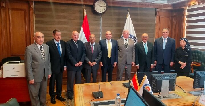 التعليم العالي : اللجنة المُختصة بترشيح رؤساء الجامعات تواصل أعمالها بمقابلة المُرشحين لرئاسة جامعة الإسكندرية