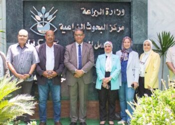 رئيس الهيئة القومية للاستشعار من البعد وعلوم الفضاء يزور المعمل المركزي لتحليل متبقيات المبيدات بمركز البحوث الزراعية