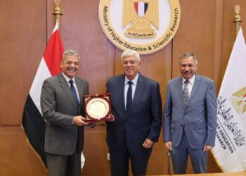 وزير التعليم العالي يرأس اجتماع مجلس المراكز والمعاهد والهيئات البحثية