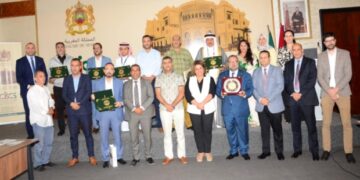 تكريم الدكتور المهندس جمال احمد يعقوب كمال الذي قدم  عمل هام في تعزيز الاستثمار في الدول العربية بإستخدام تقنية الذكاء الأصطناعي
