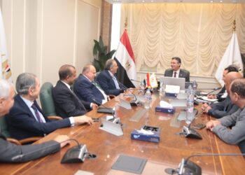 وزير التموين والتجارة الداخلية يستقبل وفداً من الاتحاد العام للغرف التجارية