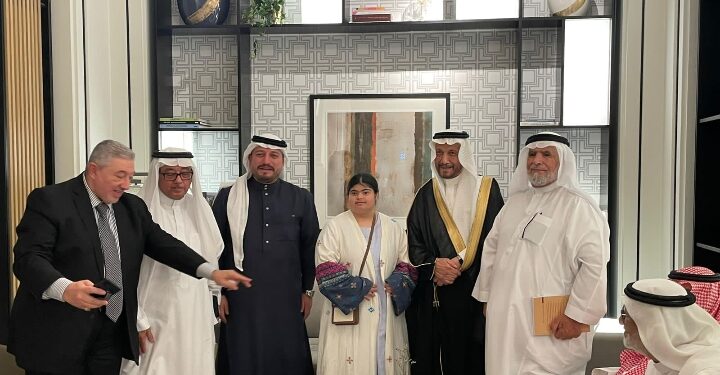 افتتاح معرض الفن التشكيلي في رحاب رحلة(مناسك الحج)