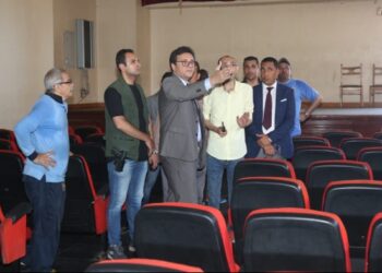 وزير الثقافة فى جولة مفاجئة بالمواقع الثقافية بمحافظة الإسكندرية ويوجة بوضع خطة عمل شاملة لتطوير وتحديث الخدمات الثقافية بالمحافظة