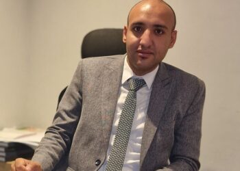 سيد خميس يصرح :  قضبان الصناعة ملتوية ومتداخلة