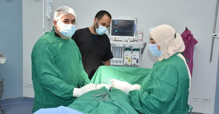 وزير التعليم العالي يؤكد التزام الجامعات الراسخ بتعزيز التنمية المستدامة والشاملة بجميع أنحاء الجمهورية