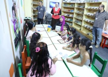 جناح الأزهر بمعرض الإسكندرية للكتاب يحتفي بهجرة النبي ﷺ من خلال سلسلة “ورش حكي” بتناول كتاب” الهجرة إلى يثرب