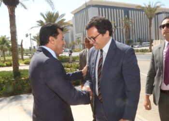 وزيرا الثقافة الشباب والرياضة يبحثان أطر التعاون المشترك ويوجهان بتشكيل فرق عمل لوضع خطة تفصيلية للفعاليات المستقبلية بين الوزارتين