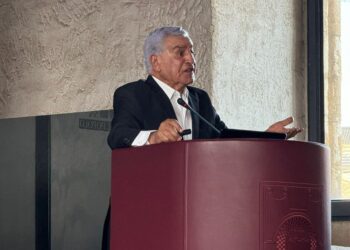 زاهى حواس سنطالب بعودة رأس نفرتيتى في شهر سبتمبر القادم