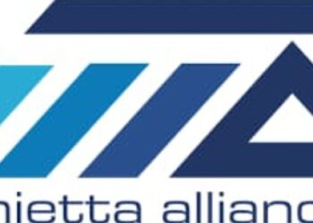 رئيس هيئة ميناء دمياط يستقبل وفداً من شركة دمياط أليانس