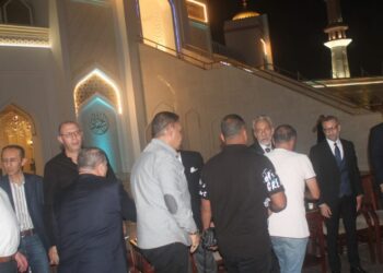 عزاء والده المؤلف باهر دويدار في مسجد الشرطة التجمع الأول