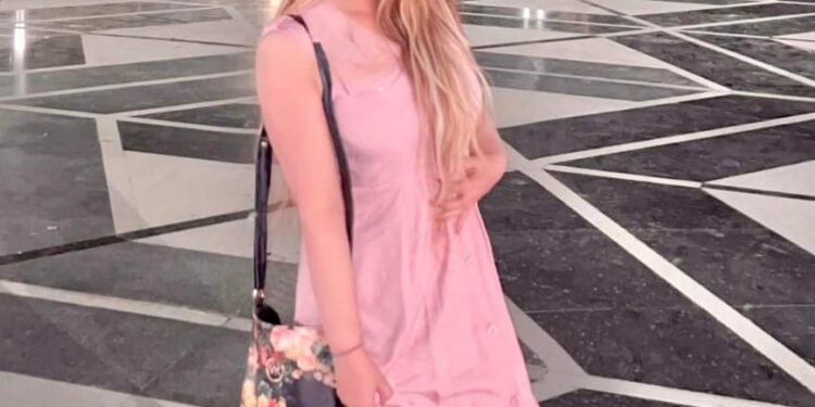 الإعلامية شذى شعبان  سندريلا الإعلام فى أحدث إطلالة لها من الساحل الشمالى