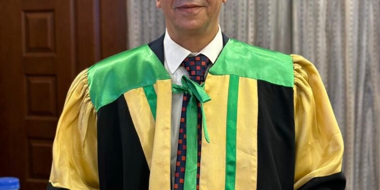 منح درجه الدكتوراه للمستشار رضا العيسوي بتقدير جيد جدا من كليه الحقوق جامعة عين شمس