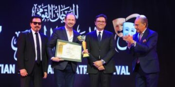 خالد جلال يهنيء فرق البيت الفني للمسرح  الفائزة بجوائز القومي