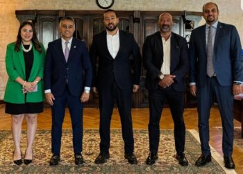 شباب القادة والمصرية للاتصالات WE يعقدان اجتماعا لمتابعة أهم المشاريع والبرامج التي سيتم تنفيذها خلال الفترة القادمة