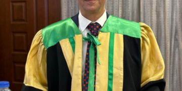 منح درجه الدكتوراه للمستشار رضا العيسوي بتقدير جيد جدا من كليه الحقوق جامعة عين شمس